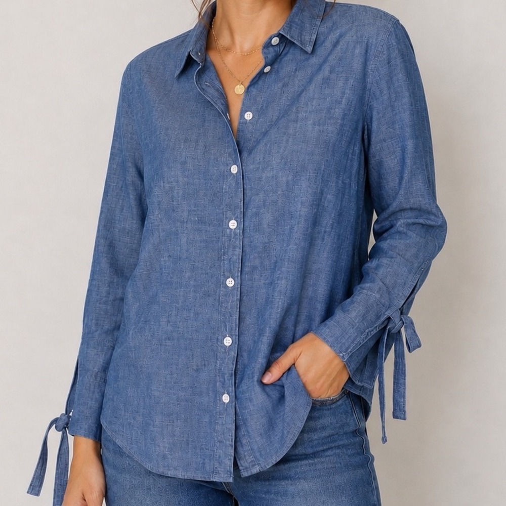 NWT Banana Republic Blue Denim Chambray Shirt Womens XS Boyfriend Fit Tie Sleeve